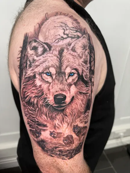 Wolves — black and grey realism tattoo by Lewis Zangaro, The SelfMade Tattoo Company, Wolverhampton